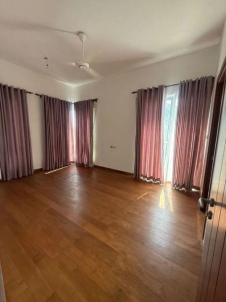 Living Room - Capitol Elite - 03 Bedroom Unfurnished Apartment for Rent in Colombo 07 (A3967)-RENTED