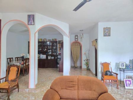 Living Room - 5-Bedroom House for Sale – Prime Location!