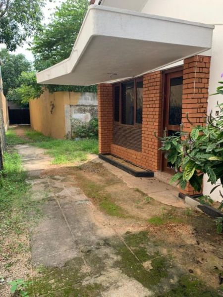 Exterior - 10.2 Perch Land with House for Sale in Nawala, S1897
