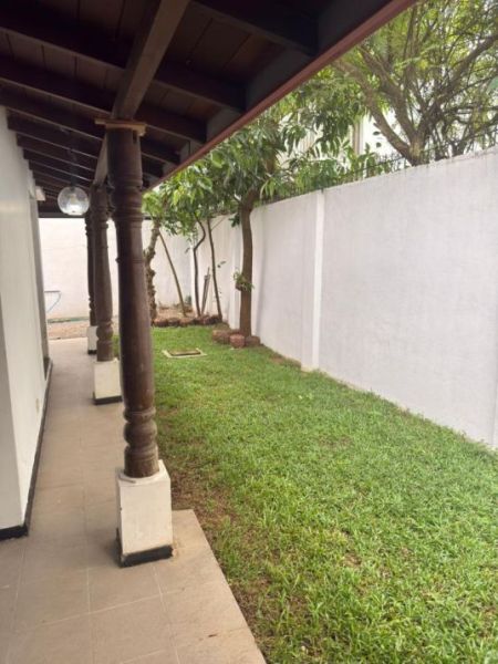 Exterior - Rajagiriya/ Rajagiriya Gardens Elegant Spacious 05 Bed rooms House on 12.5 Perches of Land for Sale