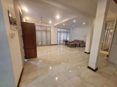 Living Room - 4 BR House For Sale in Nawala - PDH253