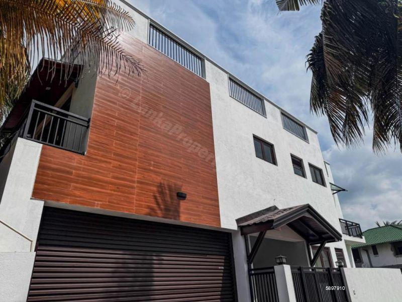 Exterior - House for sale in Mount Lavinia