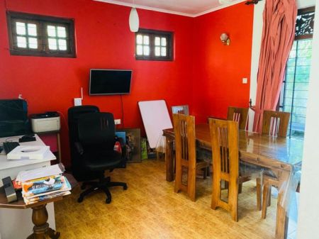 Dining room - 4 Bedroom House for Sale - Bandaragama | LKR 25,000,000 (EM534)