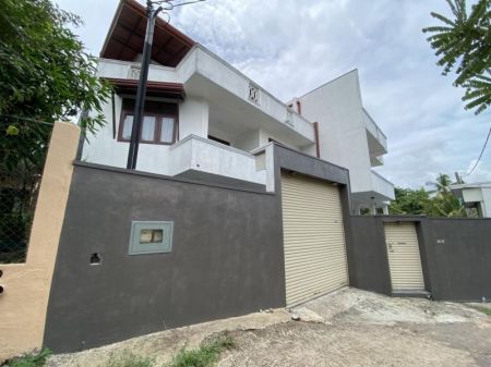 Exterior - Almost Brand New 3 Story House for Sale – Walking Distance to High Level Rd