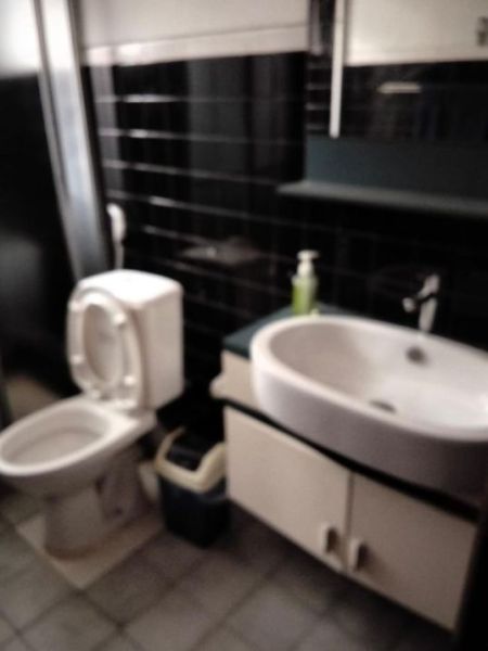 Bathroom - House for rent in Mount Lavinia 