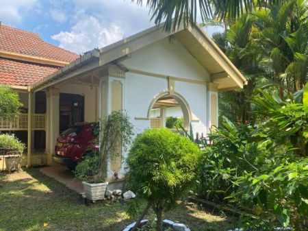 Exterior - Elegant Colonial-Style Residence for Sale – Rajagiriya