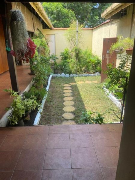 Exterior - Elegant Colonial-Style Residence for Sale – Rajagiriya