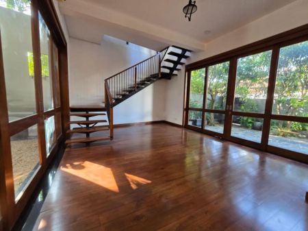 Living Room - Modern 03 bedroom semi-furnished 3,000 Sq Ft new house with large rooftop terrace in Nugegoda for immediate rental.