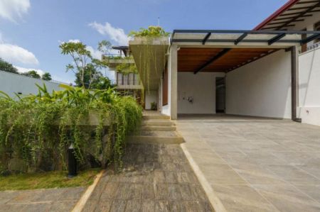 Exterior - 04 Bedroom Furnished House for Rent in Battaramulla (A5563)-RENTED