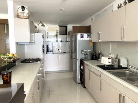 Kitchen - Rajagiriya luxury 3 bedroom Apartment for sale 