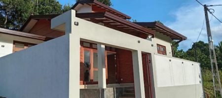 Exterior - Athurugiriya, Mullegama road 03 Bed Room New modern Single story house of 07 Perch Land for Immediate Sale