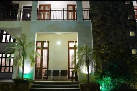 Exterior - 5 BR Luxury Villa for Rent in Nawala – PDC156