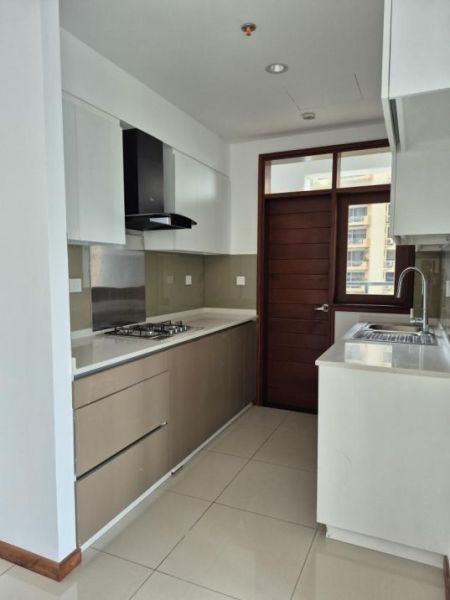 Kitchen - Apartment for sale in Pita Kotte 