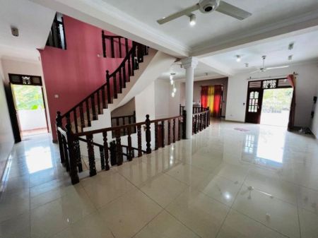 Living Room - 5 Bedroom Luxury House for Sale - Piliyandala | LKR 95,000,000 (EM550)