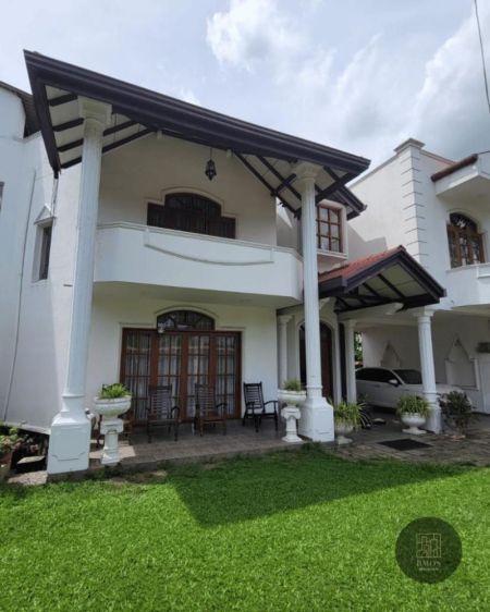 Exterior - 5 Bedroom house for sales in Malabe for Rs. 75 million (Negotiable)