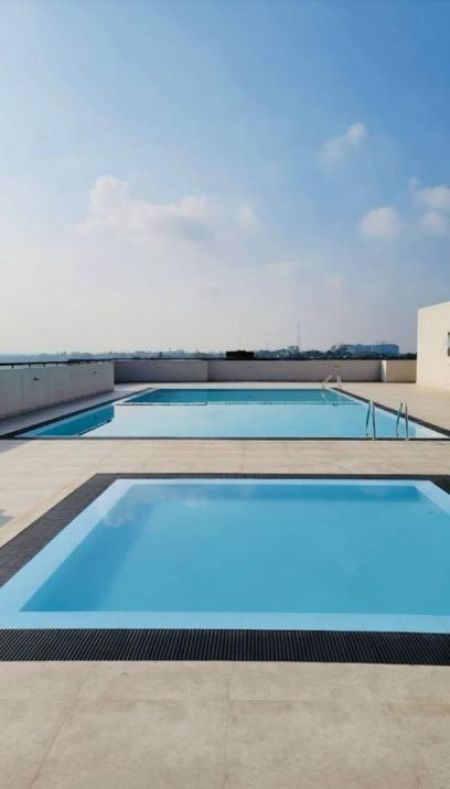 Pool - Luxury 3 Bedroom Apartment for rent in Battaramulla 