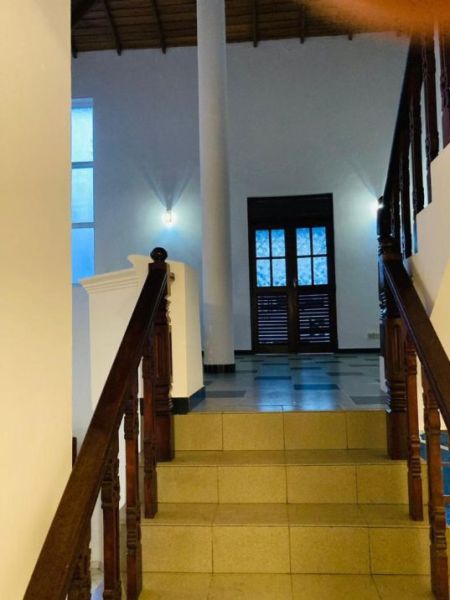 Dining room - 5 Bedroom House for Sale in Battaramulla, S1906