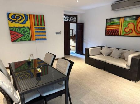 Living Room - Luxury 6 Bedrooms Villa For Rent in Nawala - PDC21