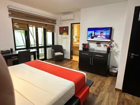 Bedroom - Luxury 6 Bedrooms Villa For Rent in Nawala - PDC21