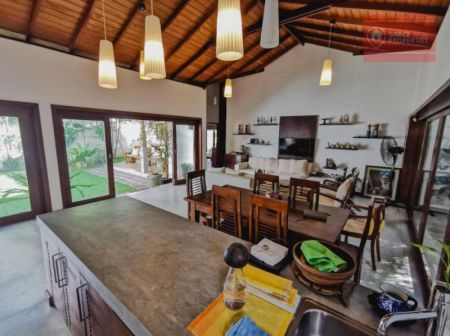 Living Room - Luxury Bawa-Style Inspired House for Rent – Colombo 05