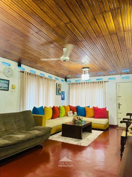 Living Room - House with annex for Sale at Pathiragoda Road, Pamunuwa Junction (HSSH124)