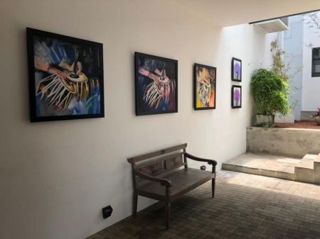 Living Room - 4 Bedroom House for Rent in Colombo 5, R4838
