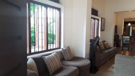 Living Room - Colonial Bungalow and A House for Rent in Mount Lavinia (Off St. Rita's Road)