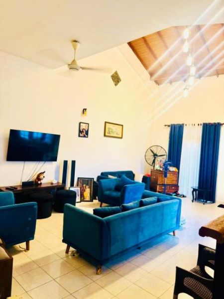 Living Room - (PH851) 3 Storey House for Sale in Kahathuduwa