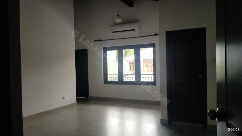 House for rent in Nawala