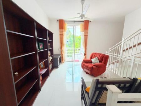 Living Room - Thalawathugoda Luxury 4 BR House For Sale in Kalalgoda