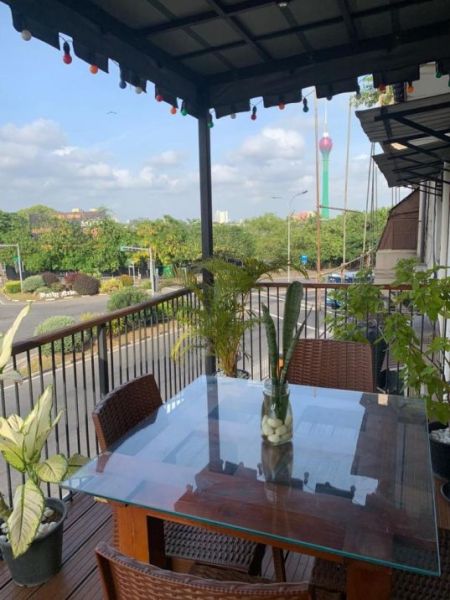 Exterior - 6 Bedrooms on 3rd Floor Complex for Rent – Colombo 2  (Walking Distance to Port City & Galle Face)