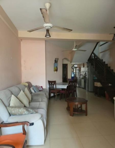 Living Room - Thimbirigasyaya – Twin House for Rent