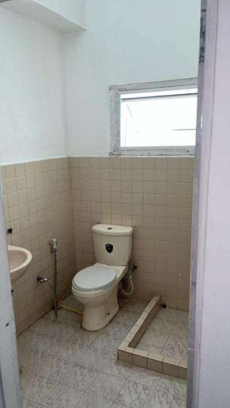 Bathroom - Commercial/Residential Property for Rent in Colombo 03