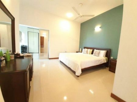 Bedroom -  Sky Garden - 04 Bedroom Unfurnished Apartment for Sale in Rajagiriya (A672)