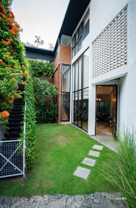 Exterior - House for rent in Rajagiriya