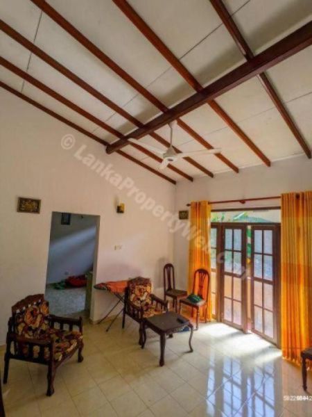 Living Room - House with an Annexe for sale in Oruwala - Athurugiriya | LKR 35 Million | KO-612