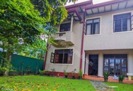 Exterior - House with an Annexe for sale in Oruwala - Athurugiriya | LKR 35 Million | KO-612