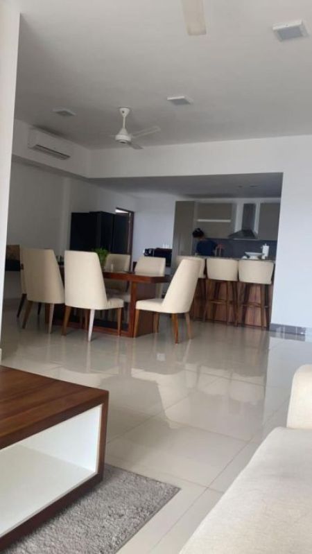 Living Room - 5BR Penthouse for Sale in Colombo 04 | LKR 87.5 Million