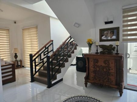 Living Room - Luxury Modern 3-Storey House for Sale – Fully Furnished