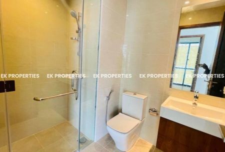 Bathroom - 2 Bedroom Apartment For Sale in Capitol Twin Peaks - East Tower, Colombo 2 | 944 sq.ft | Above 35th Floor | EK-1454
