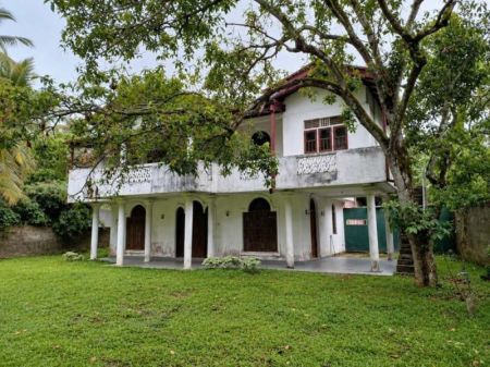 Exterior - Complete House for Sale at Vishaka Road, Gampaha.