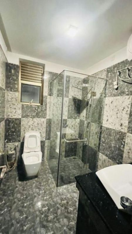 Bathroom - West Minster - 03 Bedroom Furnished Apartment for Rent in Colombo 03 (A6035)-RENTED