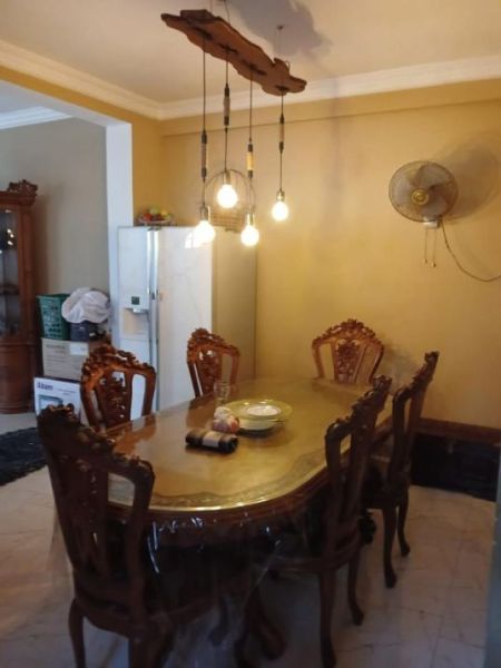 Dining room - 7bedroom house for rent in Dehiwala  / LKR350,000 (EM129AW)