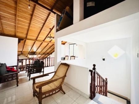 Living Room - (PH302) Luxury Three Storey House for Sale in Nugegoda