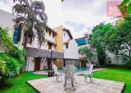 Exterior - Well Appointed Tropical Abode - For rent in Pelawatte