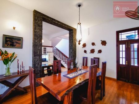 Dining room - Well Appointed Tropical Abode - For rent in Pelawatte