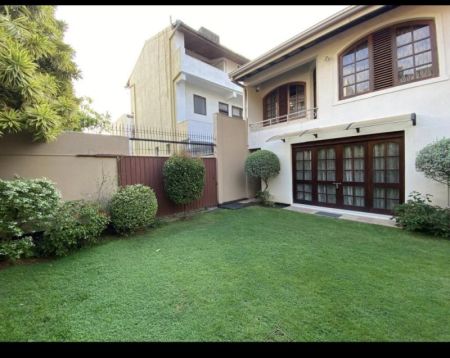 Exterior - 4 Bedroom Luxury House for Sale - Colombo 6 | LKR 225,000,000 (EM585)