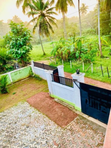Exterior - Charming 3BR House in a Prime Location at Dankotuwa