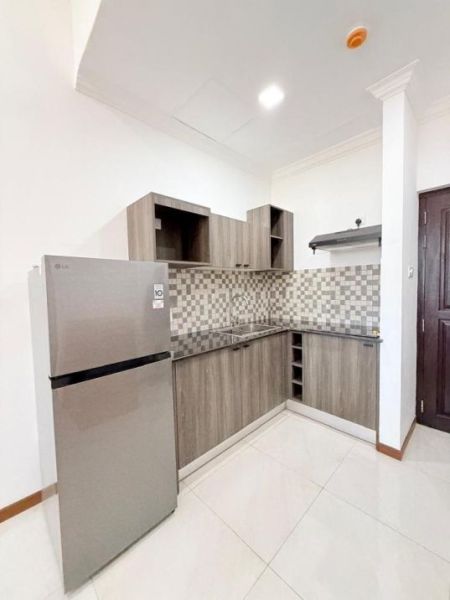 Kitchen - Modern 2BR Apartment for Sale in Colombo 5 (Montri J)