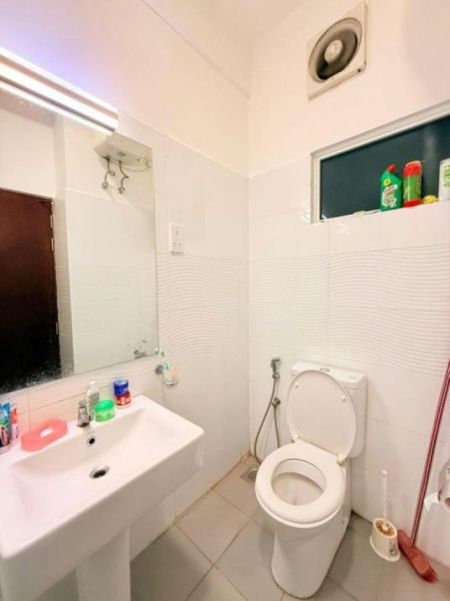 Bathroom - Prime - 03 Bedroom Semi Furnished Apartment for Sale in Nawala (A5976)